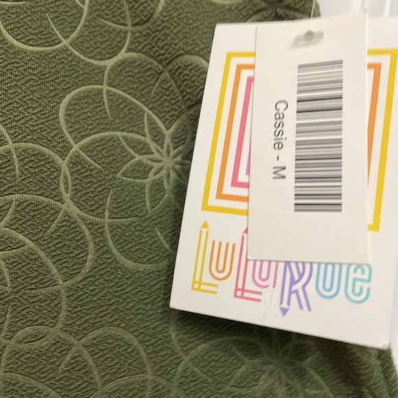 NWT LuLaRoe Cassie pencil skirt - Picture 3 of 4